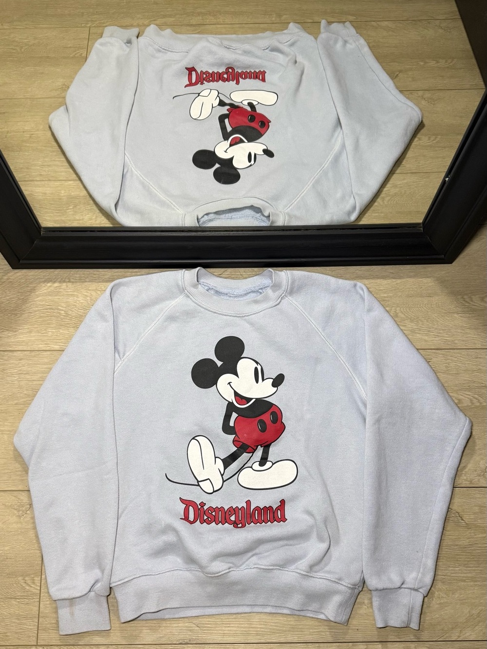 New Y2K 2000s Disney Mickey Mouse Disneyland SpellOut Crewneck Sweatshirt